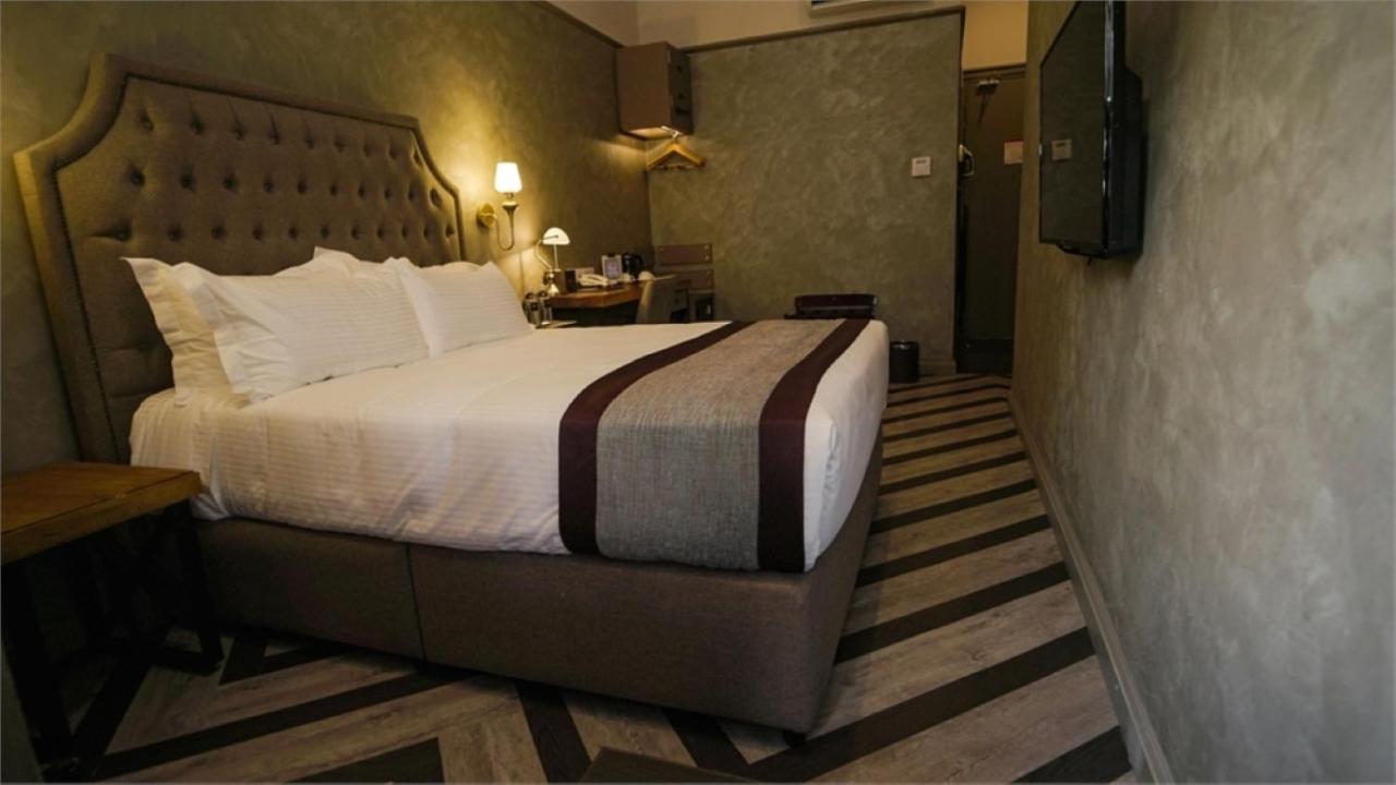 1969 Business Suites @ Ipoh Garden Buitenkant foto