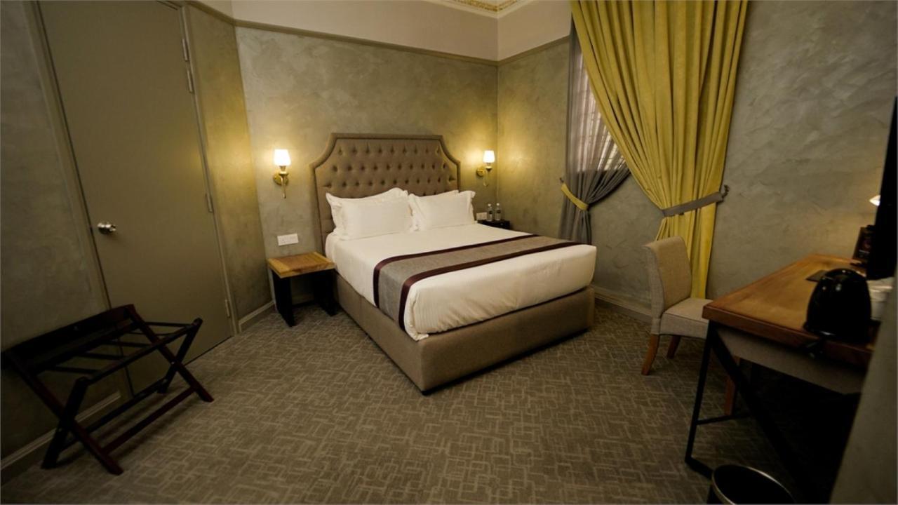 1969 Business Suites @ Ipoh Garden Buitenkant foto