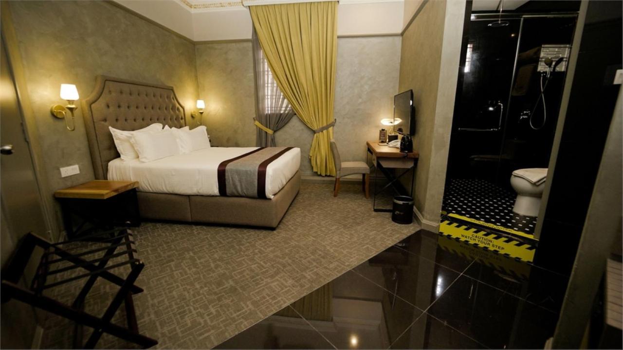 1969 Business Suites @ Ipoh Garden Buitenkant foto