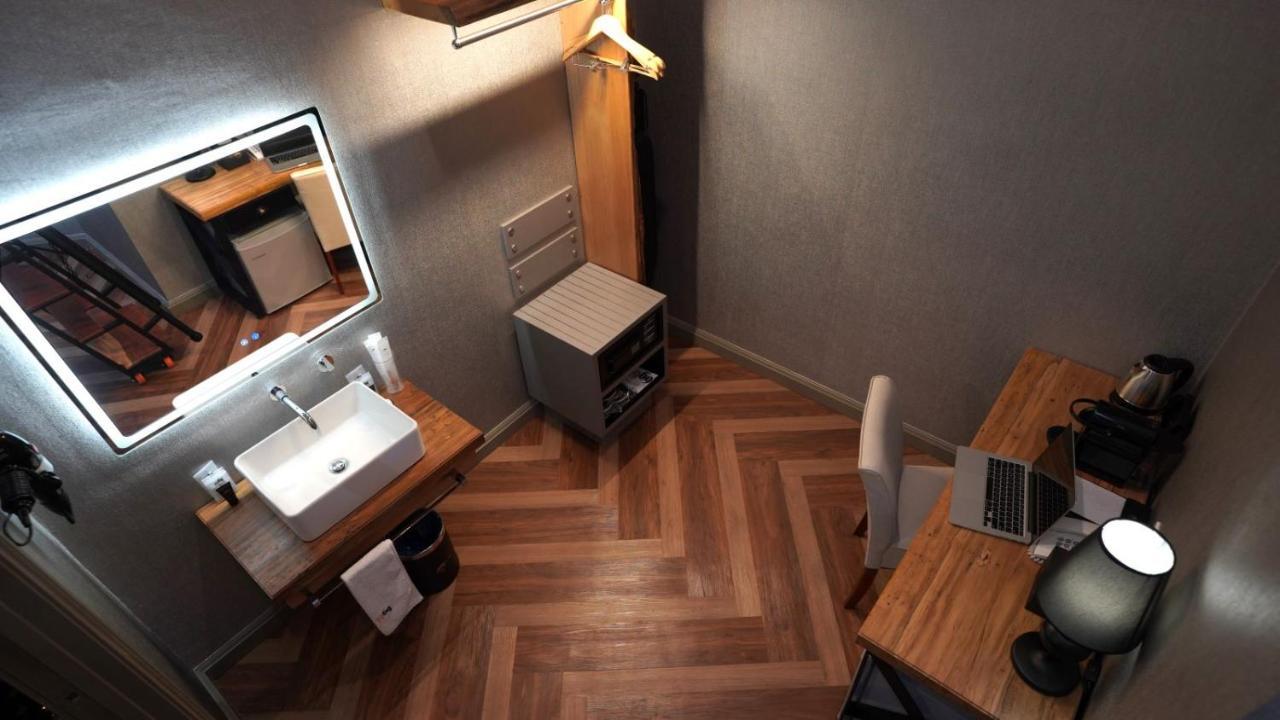 1969 Business Suites @ Ipoh Garden Buitenkant foto