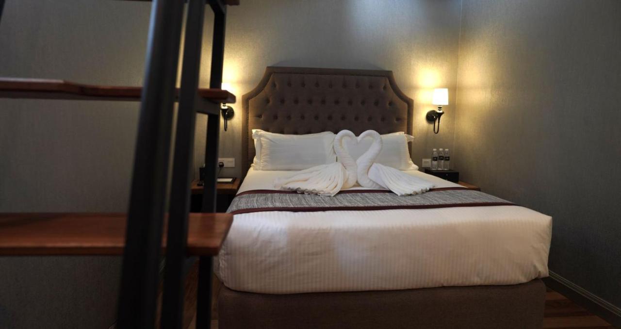 1969 Business Suites @ Ipoh Garden Buitenkant foto