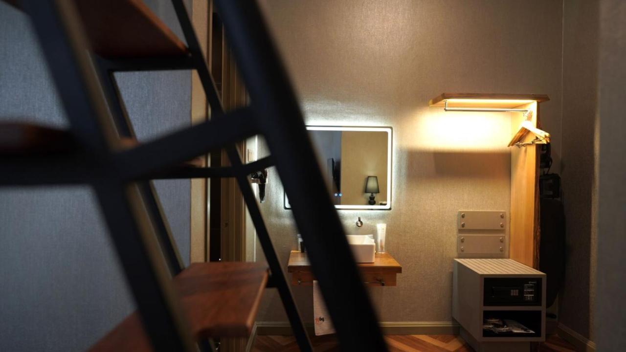 1969 Business Suites @ Ipoh Garden Buitenkant foto
